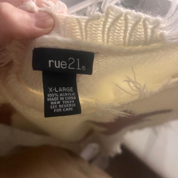 Sweater - Picture 3 of 3